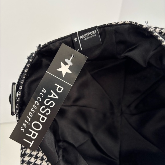 NWT Passport Accessories Black & White Houndstooth Newsboy Cap - Picture 5 of 5